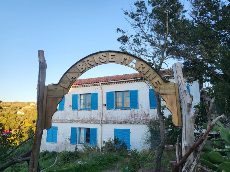 brise marine enseigne